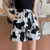 pantalones cortos de impresión de vacas