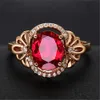 Fiore di moda 3 pietre preziose di rubino di cristallo rosso diamanti anelli per le donne gioielli color oro rosa bague bijoux regali per feste