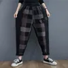 Sonbahar Kış Sanatları Stil Kadınlar Elastik Bel Gevşek Rahat Kot Patchwork Ekose Denim Harem Pantolon Artı Boyutu M969 210512