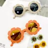 Moda Niños flores gafas de sol verano niños Uv 400 gafas de sol al aire libre gafas de sol niñas niños colorido playa bloqueador solar A7118