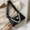 Bolsa de moda Pearl Portátil Mulheres Pequenas De Couro De Couro Branco Amarelo Para As Mulheres Cross Body 2021