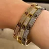 manschettarmband