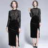 Elegancka Koronkowa Patchwork Velvet Jesień Sukienka Romantyczna Wysoka Talia Z Długim Rękawem Hollow Out Solid Podziel Seksowne Bodycon Midi Suknie 210416