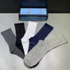 2021 Designer Herren Damen Socken Fünf Marken Luxe Sports Winter Mesh Brief Gedruckt Socke Baumwolle Mann Femal Socken mit Box für Geschenk dfhsx