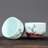 Tazas y platillos, taza de té de cerámica Jingdezhen Stoare Kung Celadon, pequeño maestro pintado a mano, individual