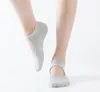 新しいプロのカラフルなスポーツヨガソックスフィットネス綿トゥソックス女性ピラティス靴下滑り止めダンスピラティスソックス