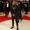 Moda Düğün Smokin Siyah Erkekler Tören Balo Parti Için Suits Slim Fit Damat Örgün Giyim Altın Yaka 2 Parça Adam Blazer Son Ceket Pantolon Tasarım Kostüm