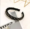 Vintage Designer Echtleder Stirnbänder Haarbänder Hochwertige Damen Twist Weben Hairhoop Turban Mode Frauen Kette Rutschfeste Kopfbedeckungen Haarschmuck