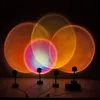 Najlepsze sprzedawcy Lampy projektora 180 stopni Rotacja Rainbow Sun Sunset Decor Mode Night Light USB Romantic Lampa projekcyjna na imprezę Theme BedroomDecor WLL908