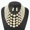 Multilayer imitatie parel choker ketting en daling oorbellen set rode witte kralen nep kraag SAUTOIR voor vrouwen bruiloft