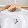 Denim Overalls Kleding Set voor Baby Jongens O-hals T-shirt Shorts 2 Stuks / Set Kortsluiting Kinderkleding 211025