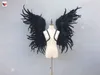 Sfondo di danza decorazione della parete Grande piuma nera Ali d'angelo Serie di costumi da diavolo di Halloween Puntelli fotografici creativi circa 100 * 130 cm