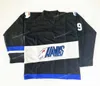 Nikivip Ship från oss Adam Banks #9 Mighty Ducks Hockey Jersey Hawks Team Movie Men Stitched Black Top Quality Jerseys