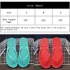 1 PC Sandálias Femininas Moda Masculina Flip Flip Flip Flat Beach Sandálias Interior Ao Ar Livre Anti-Slip Casual Chinelos Atacado Y220221