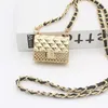 Diseñador de las señoras Mini Metal Pearl Chain Crossbody Bolsos Cintura Moda Pequeño Cuadrado Hombro Monedero Collar Bolso