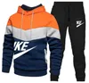 sweatsuit Designer träningsoverall Huvtröja Sweatshirts Svart Vit Höst Vinter Jogger Sportdräkt Sweat Sweat Sweat Set för män