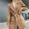 Chic Long Sleeve Kvinnor Blazer Jacka med bälte Pocket Design Office Ladies Casual Streetwear Kvinna Outwear Toppar Coat 210430