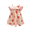 Coréen Filles Princesse Rose Volants En Forme De Coeur Sling Robe Lettre Blanc T-shirt À Manches Courtes 2021 Été Nouveaux Vêtements Pour Enfants Q0716