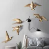 5 PZ Resina Europea Uccelli Wall Hanging Artigianato Decorazione Casa Soggiorno Divano TV Sfondo 3D Wall Sticker Ornament Art 210615