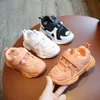 Första Walkers Baby Girls Skor Barn för pojkar Höst 1-6 år Gamla Soft Soled Sports Sneakers Toddler Funktionell