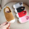 zapatos de tela para bebés