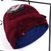 Unisexe Bonnets Mode Lettre Réversible Tricoté Chapeaux Hiver Polaire Crâne Caps Double Face Porter Bonnet Chapeau Designer Bonnet Extérieur Tricot Cap 4 Couleurs