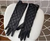 Blanco Negro largo tamaño corto Guantes de tul Diseñador Señoras Letras Imprimir Bordado Encaje Manoplas de conducción para mujeres Ins Moda Guantes de fiesta finos