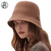 stickad cloche hatt