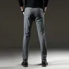 ブランドメンズウィンターフリースフラフ太い暖かいカジュアルパンツ男性ビジネスストレート弾性厚い格子縞コットングレーのズボン男性210715