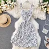 Kvinnors Seaside Holiday Dress Ins Cyber ​​Celebrity Sexig Spaghetti Strap Lacing V-Neck Drawstring Fold Waist Floral ML823 210506