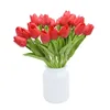 30pcs TULIP Fleur artificielle Blanc Rouge jaune PU Real Touch Real Faux Tulipes pour la décoration de la maison Faux fleurs Bouquet décor de mariage 211108