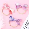 Ny 4 "Smooth Tie Dye Velvet Handtied Bows Nylon Headband eller Clips för tjejer Barn Varm Vinter Hårtillbehör