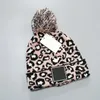 NOUVEAU CHASE LEOPARD CRAZE CHEVEILLES BOULON DE BONDE DE LA BONDE DE LA BONDE DE LA BONDE DE LA MARQUE FEMMES HUMIÈME HUMIÈME HUMIÈRE HUMIÈME HEURE HAUTE QUALITÉ HAUTE QUALITÉ HAUTE SECKET SEAU CHAPEAU ÉLASTIQUE AVEC LOGO CAPS CASSION C008288