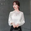 Koreansk Silk Blus Kvinnor Vit Blusar Lantern Sleeve Skjorta Kvinna Satin Lace Toppar Broderi Shirts XXL 210604