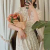 ヴィンテージ花柄のドレスの女性エレガントなレースのシフォン韓国のパーティーパフスリーブVネックMIDI Spring ES 13574 210510