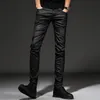 メンズコーティングジーンズ韓国のファッションクールワックス付きワックススリムフィットバイカーデニムパンツメンズ