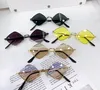 2021 Kinder Sonnenbrillen Jungen Mädchen Diamant Persönlichkeit lässig Sonne Brille Mode Sunblock Kids Beach Adumbral Brille S1018