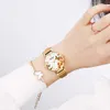 ニューカレンウォッチステンレス鋼の女性は女性のための美しい花のデザインの腕時計の腕時計を見る夏の​​女性腕時計クォーツ時計Q0524