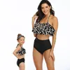Family Look Matching Swimsuit Leopard Print Mother Daughter Father Son Men Boys Beach Shorts Clothes 210429