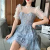 Runway Summer Women Elegant Puff Sleeve Mesh Patchwork Lace Floral Ruffles Diamonds Knappar Layer Cake Mini Dress 210416