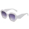 Zonnebrillen Casual retro polygon witte ronde vrouwen Designer 2021 Trendy Sun Glasses Beach Travel Elegant Shades4663021