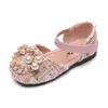 Primavera niñas zapatos de cuero princesa elegante perla zapatos individuales bebé suave vaca músculo suela rendimiento zapatos planos 210713