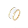 2021 جودة عالية الجودة الفاخرة البلغارية S925 Silver Jewelry Rose Gold Rings ، مصمم الرجال والنساء عشاق هدايا أبيض خاتم خطوبة السيراميك الأسود