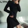 シンプルな折りのデザイン女性のドレスセクシーなスリム長袖ビンテージ固体不規則なエレガントなドレス秋210427