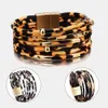 Xzp Bracelet en cuir léopard dames Wrap Bracelet Bracelet élégant Punk tuyau charme multicouche large boucle magnétique Bracelet Q0719