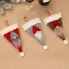 Mini Christmas Caps Bestick Hållare Gaffel Spoon Pocket Dekoration Väskor Kniv Fork Set Cover Table Dekor Kök Tillbehör