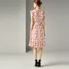 2019 Frühjahr und Sommer Damen neue Mode V-Ausschnitt Rüschen Taille Schlankheitsseide bedrucktes A-Linien-Kleid 210331