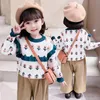 Kazak Bebek Kız Çiçek Desen Kazak 2022 Toddler Yumuşak Giysi Bahar Sonbahar Örme Bebek Yuvarlak Yaka Kostüm 2-7YRS