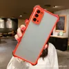 Doorschijnend frosted matte schokbestendige gevallen voor Samsung A10S A30 A20S A21S A12 A22 A32 4G A52 A72 A70 A51 A71 A02S A03S iphone 13 12 Mini hybride bumper pc harde achterkant dekking