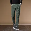 Erkek Pantolon Bahar Sonbahar Yüksek Kaliteli Kadife Erkekler Slim Fit Kalın Pantolon Erkek Rahat Uzun Marka Giyim Büyük Boy 28-40